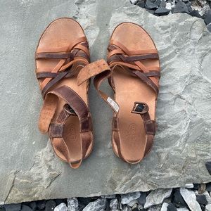 Leather Chaco Sandals 9